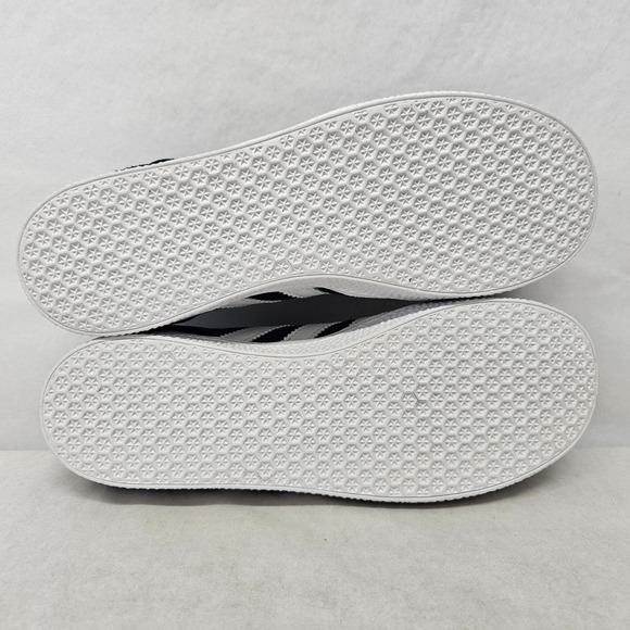 Adidas Gazelle J Casual Sneakers BB2502 Core Black White Gold Kids Size 4 - Picture 8 of 11